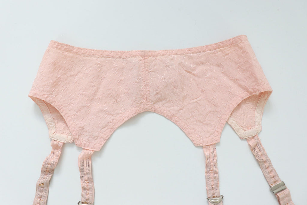 C1940s vintage pink satin suspender