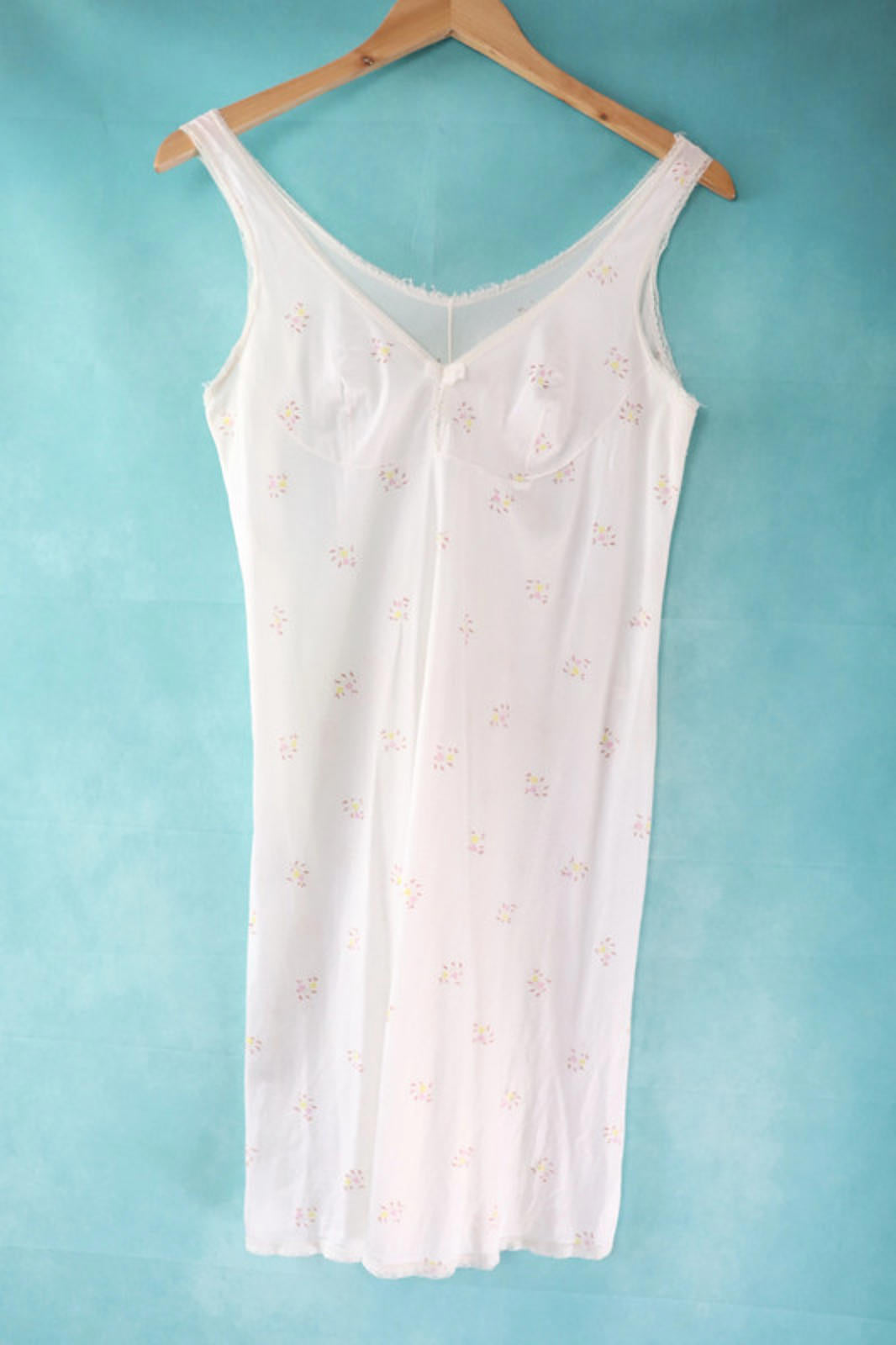 vintage white floral print slip dress/ nightie - chest 34" circumference