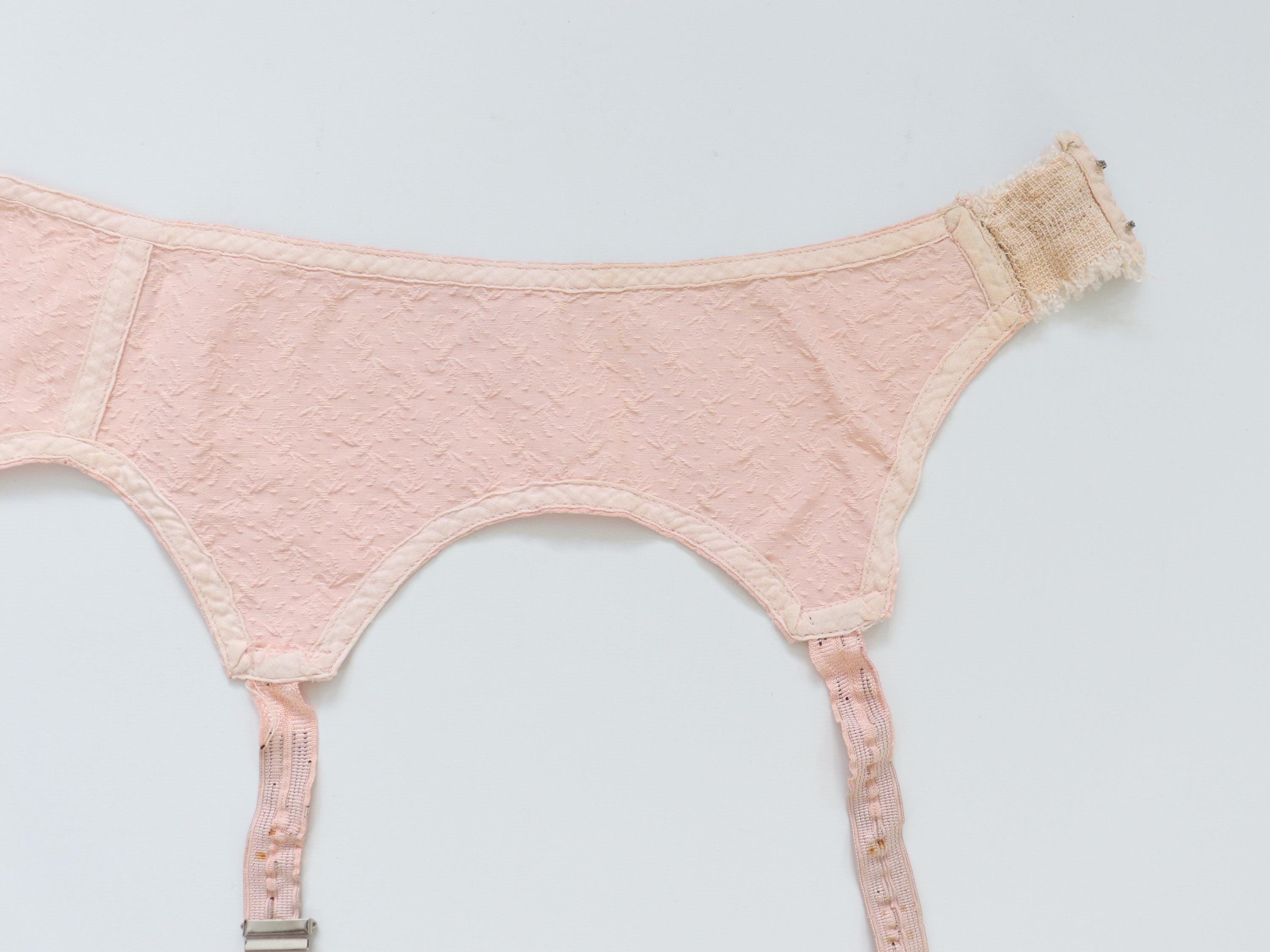 C1940s vintage pink satin suspender