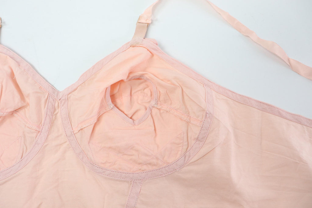 C1940s CC41 Vintage Utility Nursing bra by Jesbra