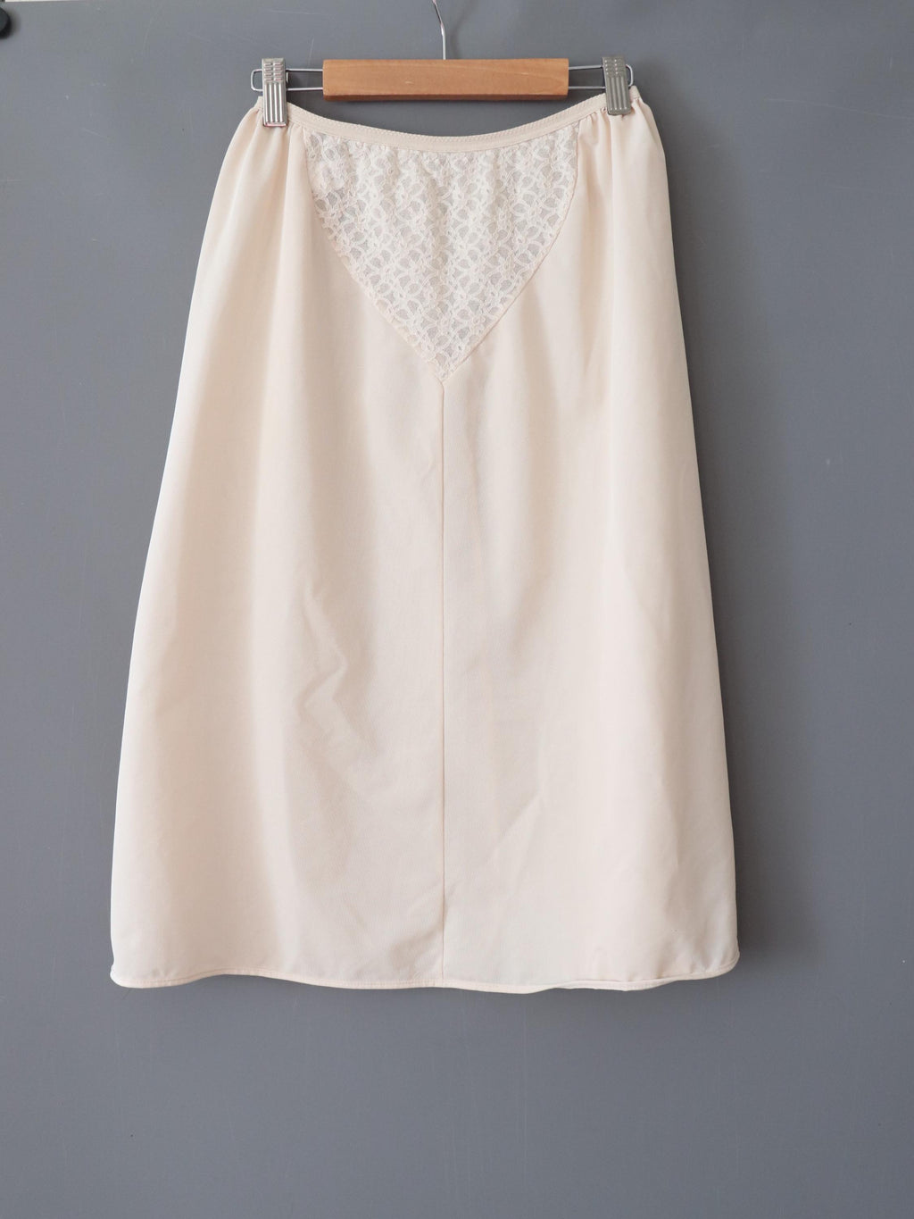 C1980s Vintage ST MICHAEL nylon slip skirt petticoat with lace panels UK 10-12 / 23"-34" waist