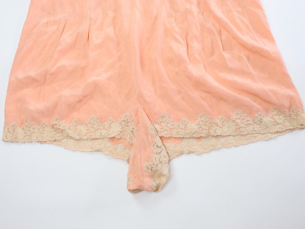 C1920s / 1930s vintage tea rose pink handstitched tap pants - 36" waist