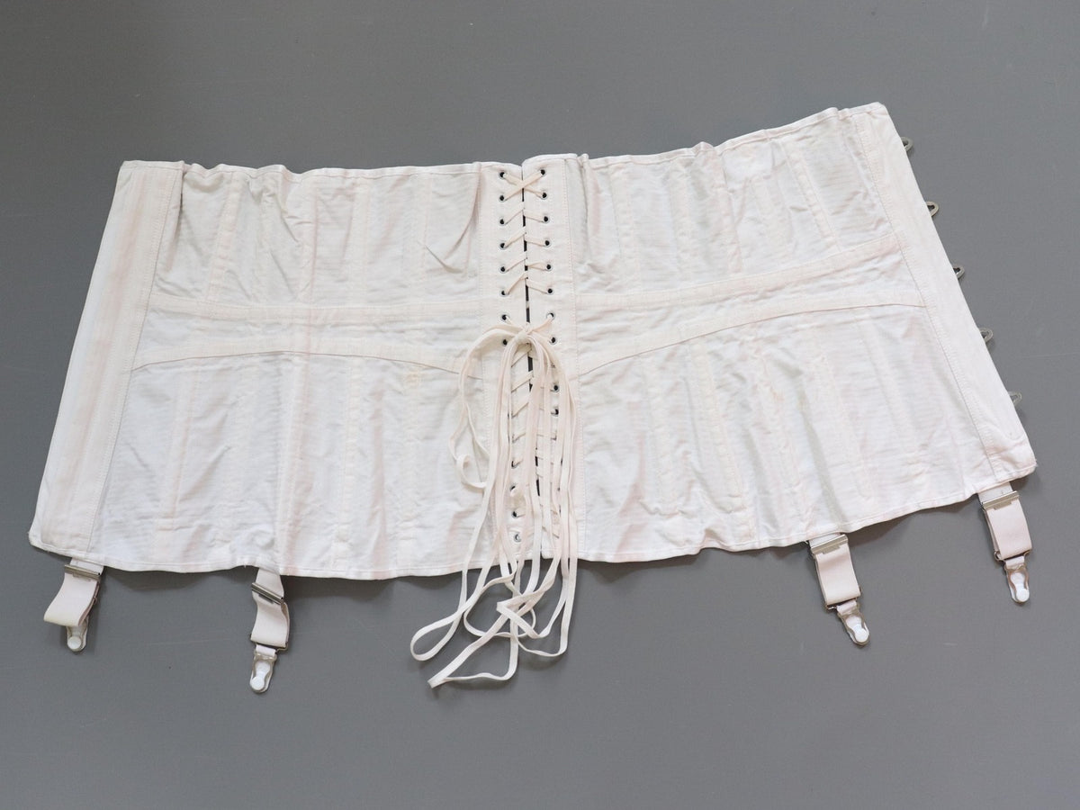 C1950s Vintage horizontal underbust corset - waist 27"