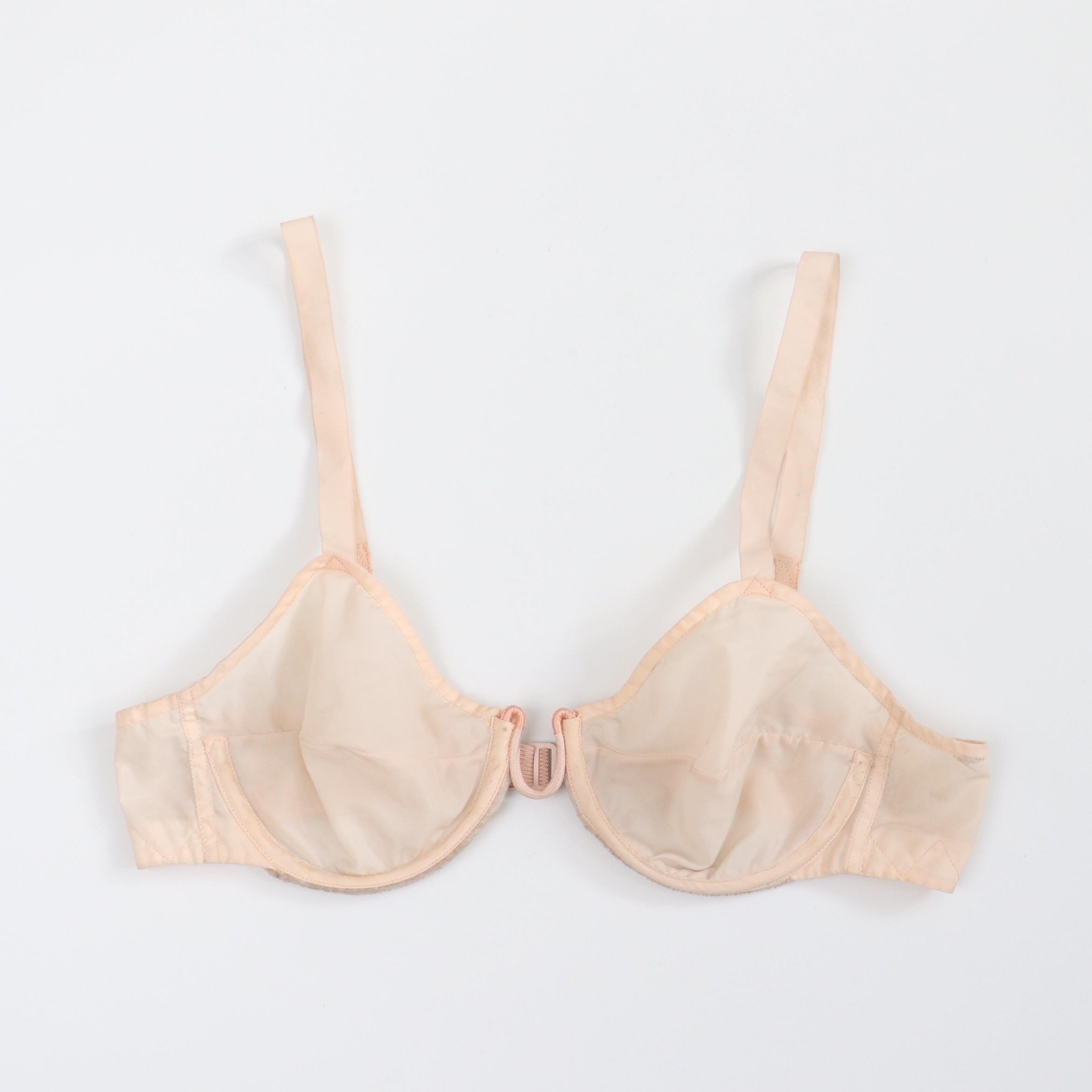 C1950s vintage french lingerie, peach pink monowire bra,