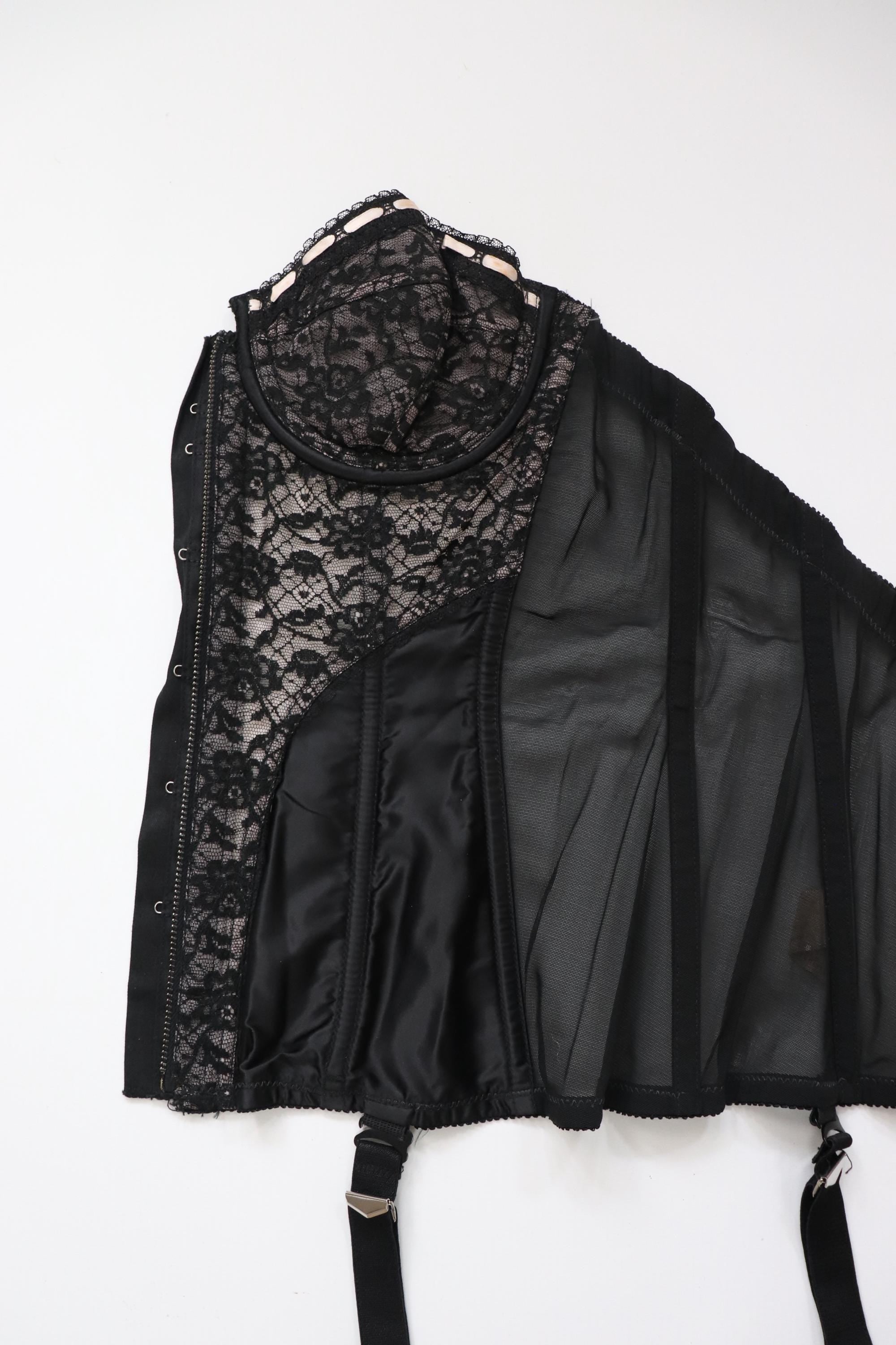 C1960s vintage Lady Marlene black cupped bustier corset, zip fastening bodice style 986 size 36B