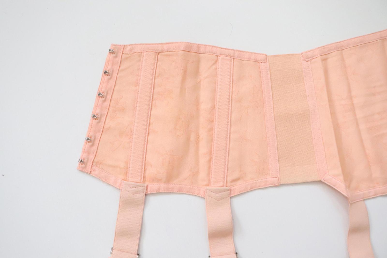 C1960s Vintage Desire by Creation Corinne Dalma suspender belt