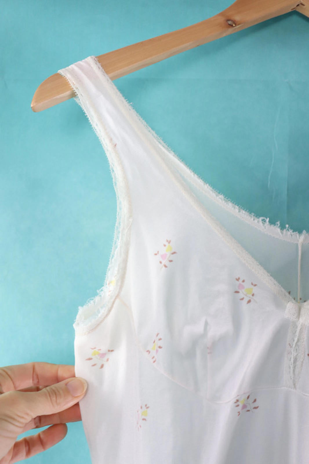 vintage white floral print slip dress/ nightie - chest 34" circumference