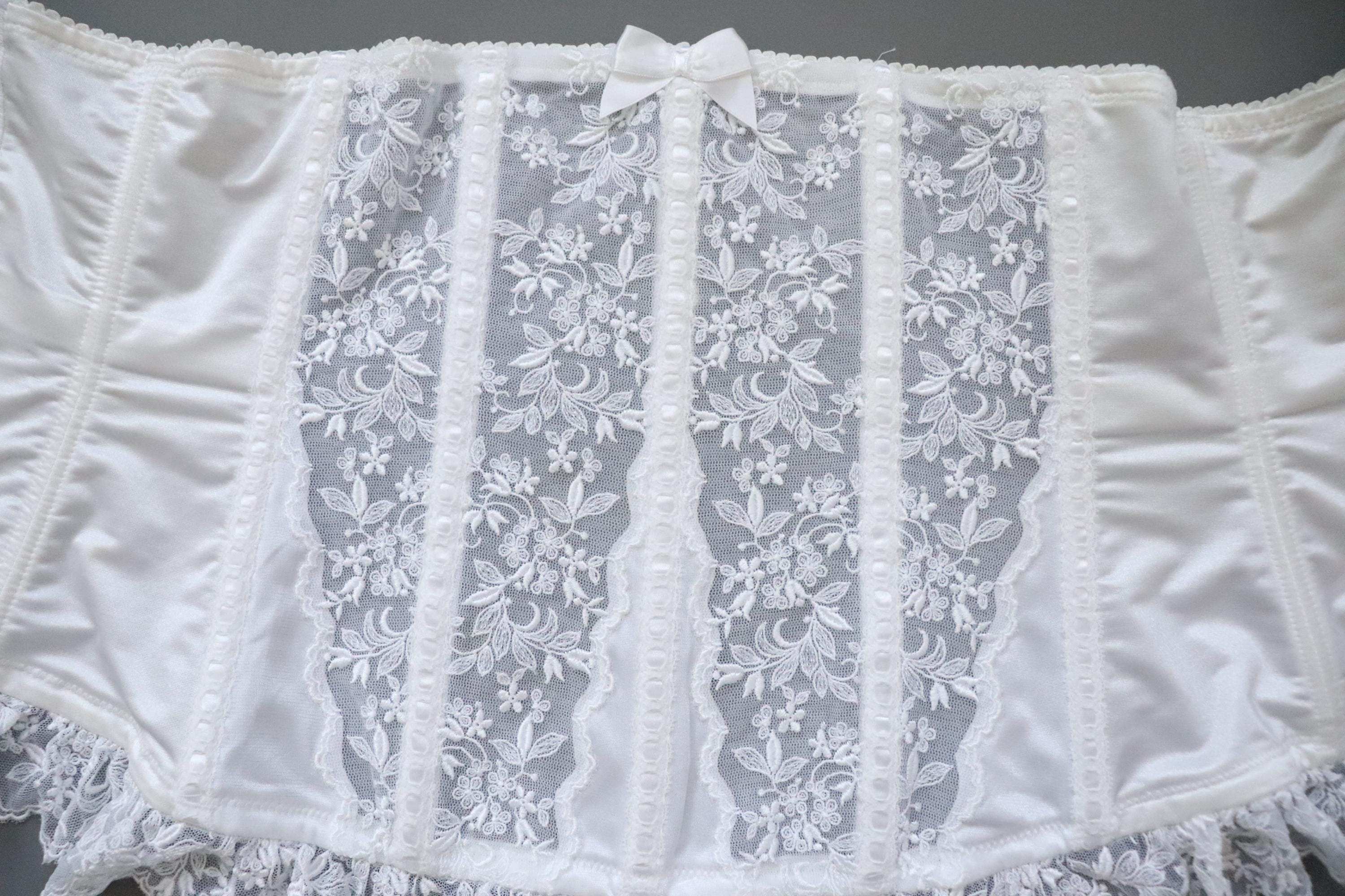 Vintage Japanese label corset girdle, open bottom girdle with centre back hook and eye fastening - SIZE 58cm / 23 inch