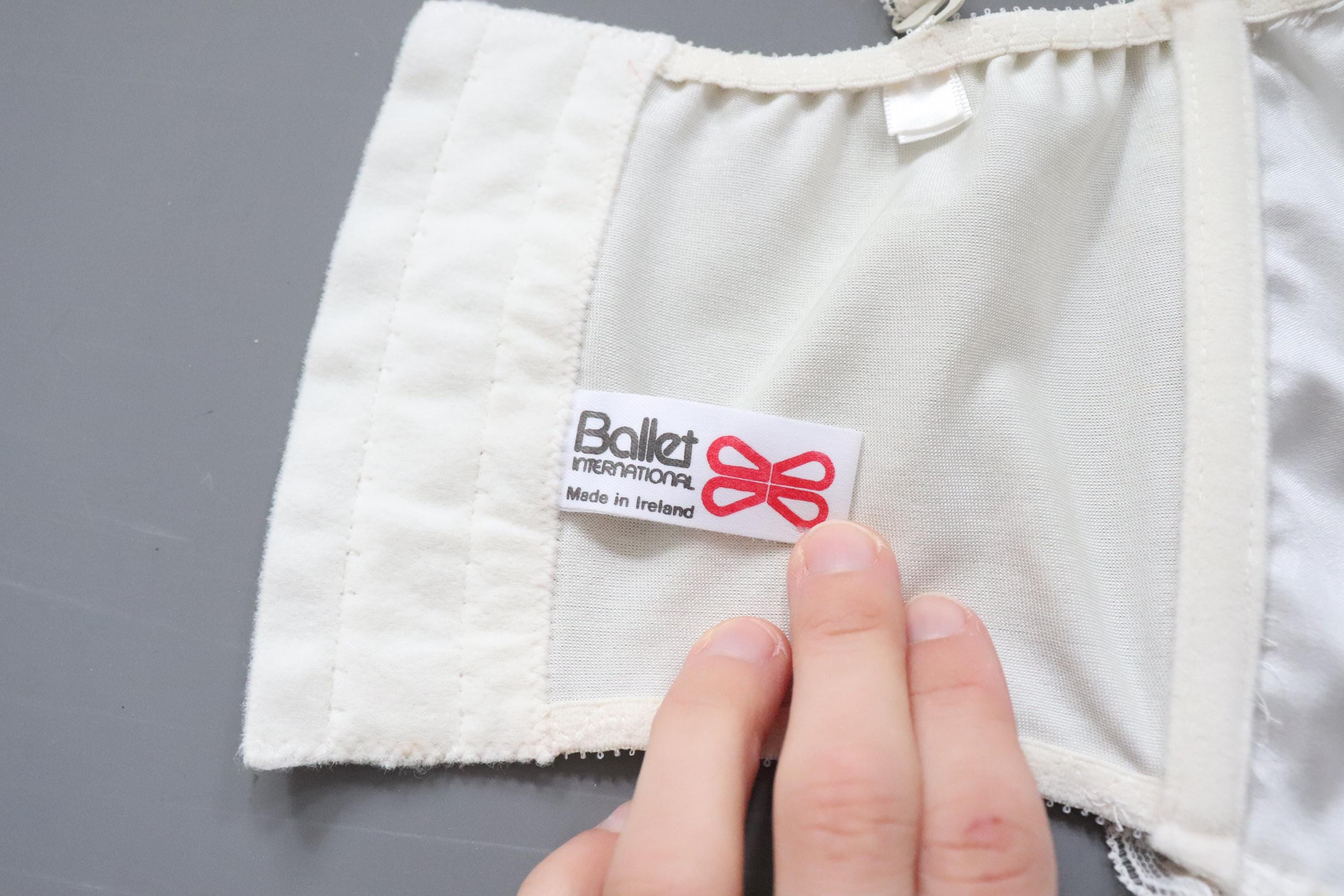 C1980s vintage Ballet International cupped bustier corset, size 38B