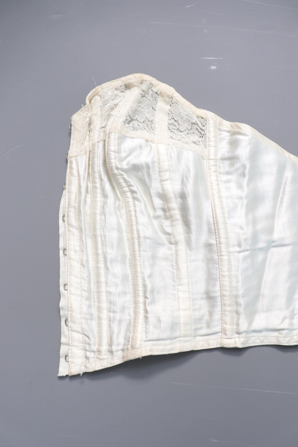 C1950s vintage Twilfit bra, white satin and lace cathedral bra, pinup lingerie -