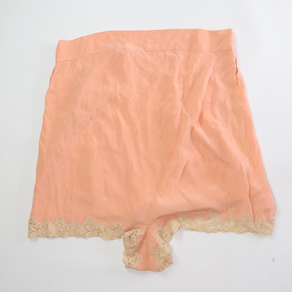 C1920s / 1930s vintage tea rose pink handstitched tap pants - 36" waist
