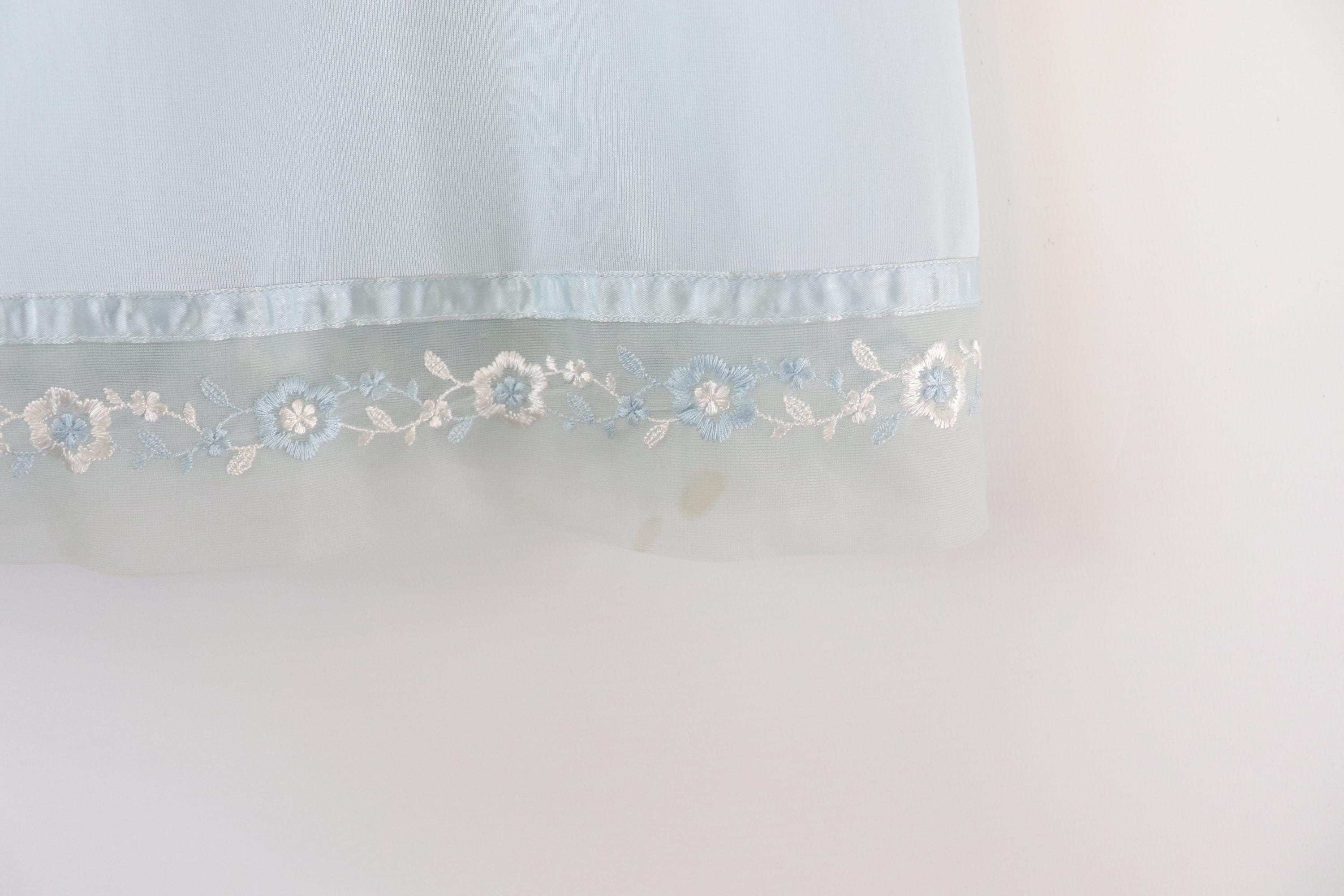 C1960s Vintage KAYSER nylon jersey powder blue slip